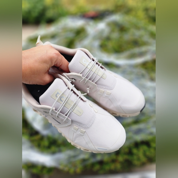 Size 9 - Women's ON CLOUD 6 WATERPROOF Pearl/Cream - Picture 13 of 16